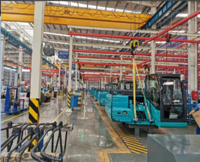 山河智能荣获“5G+工业互联网”示范工厂称号 技术赋能，智造未来