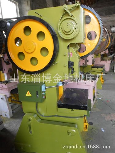 服务好 为客户提供性价比超高的冲床 保修1年 厂家常年免费提供技术